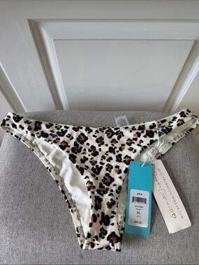 NWT Beach Bunny Aria Leopard Print Bikini Bottoms - Cream & Brown XL